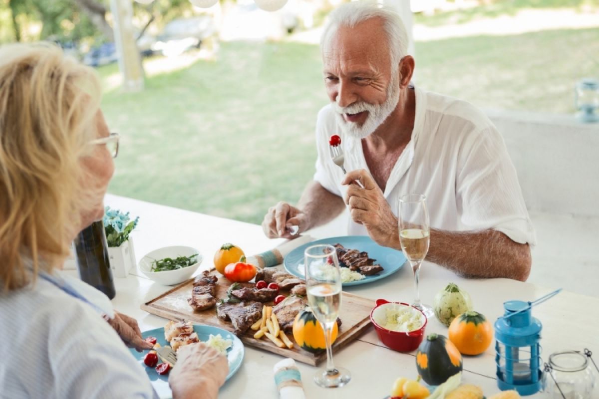 Nutritious Resort-Style Dining